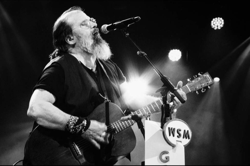 Singer-songwriter Steve Earle will be performing at the Kelowna Community Theatre on July 18. (Live Nation)